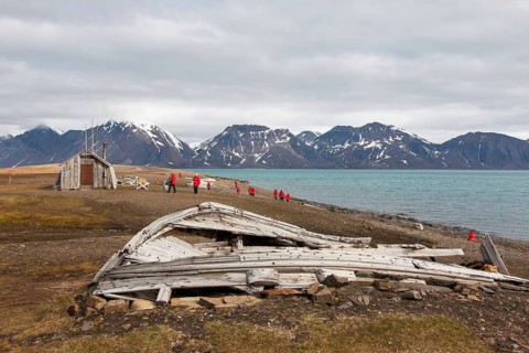 Former whaling station Bamsebu in Bellsund