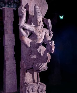 Sculpture in 1000 Pillared hall in Sri Meenakshi temple