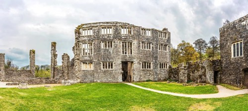 Panorama of Berry Pomeroy Castle
