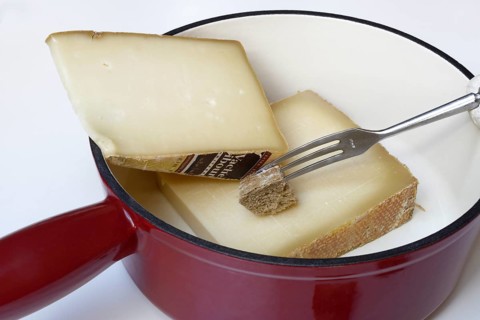 Ingredients for cheese fondue