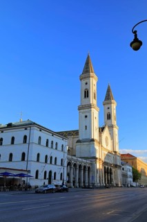 Universitaet
