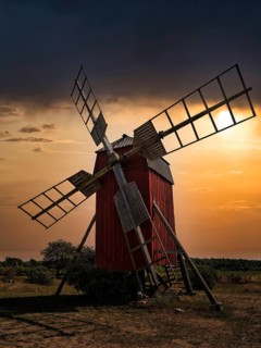 Backlit trestle windmill