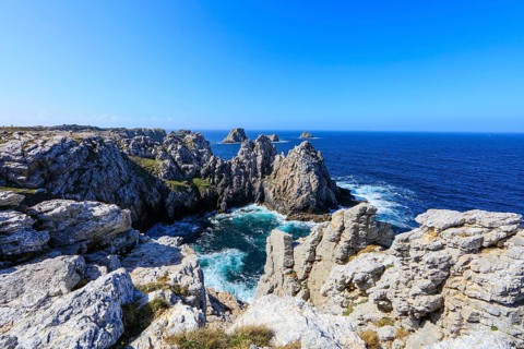 View from the Monument Aux Bretons at Pointe de Pen Hir on the rocks Les Tas de Pois