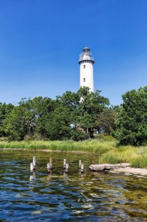 White lighthouse Langer Erik on the island of Stora grundet