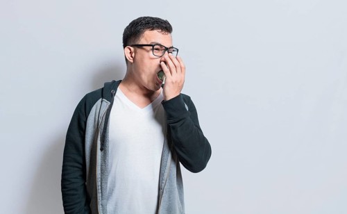 People with bad breath problem