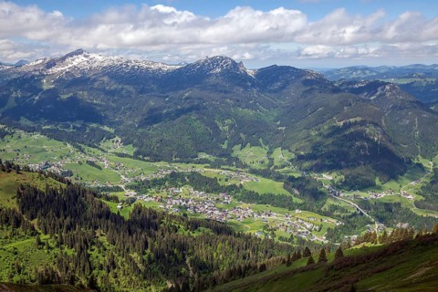 View from Fellhorngrat to Riezlern