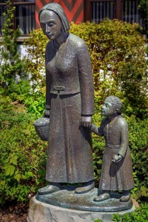Bronze statues