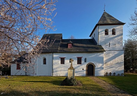 Alte katholische Pfarrkirche Refrath