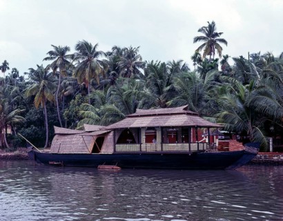 Kettuvallam House boat in backwaters of Kollam or Quilon