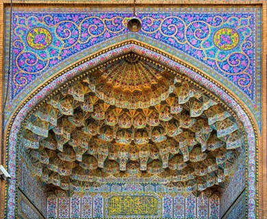Faience-clad portal