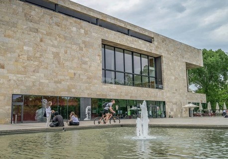 Lecture Hall Centre