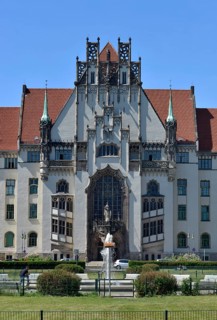 Weddingplatz Local Court