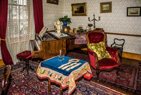 Noble interior