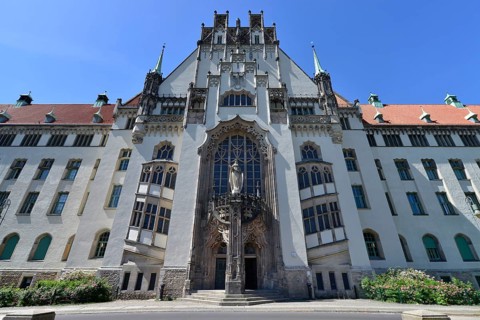 Weddingplatz Local Court