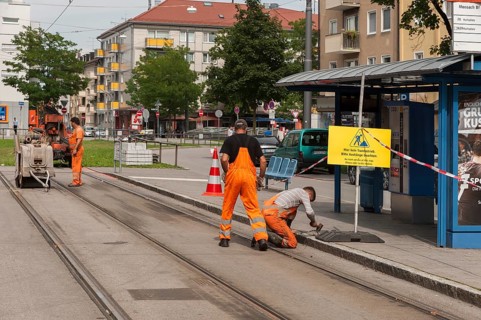 Tram stop Moosach