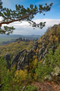 View from the ridge path of the Schrammsteine