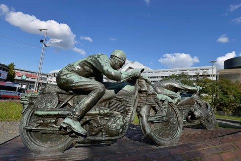 Monument AVUS Nordkurve