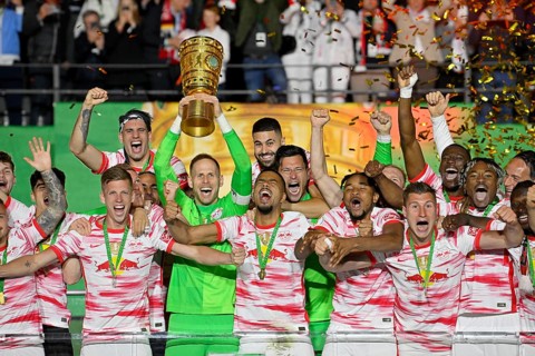 Cup presentation
