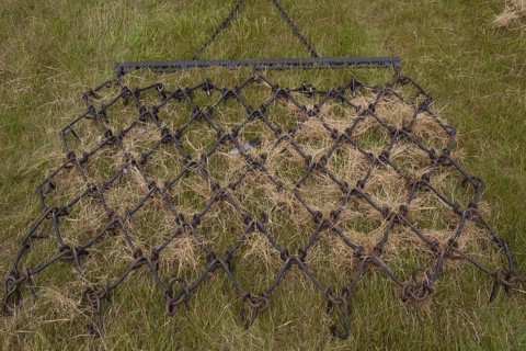 Chain harrow