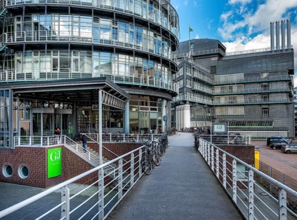 The Gruner und Jahr publishing house on Baumwall