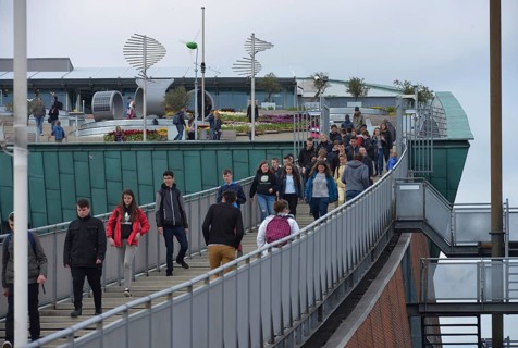 Pedestrian bridge