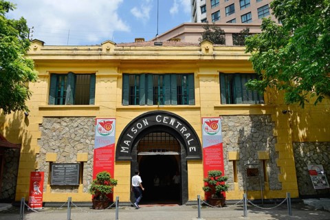 Hoa Lo Prison