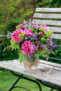 Colourful bouquet in red
