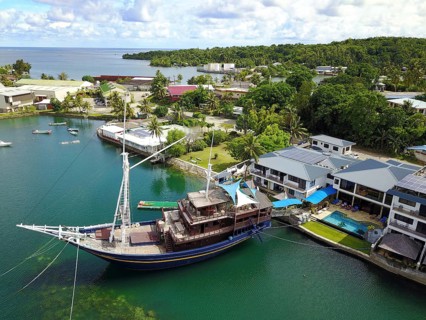 Restaurant ship manta ray