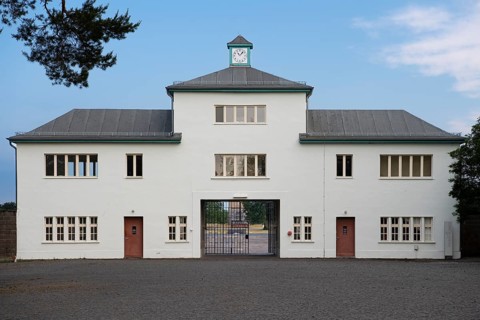Entrance building with commandant's tower