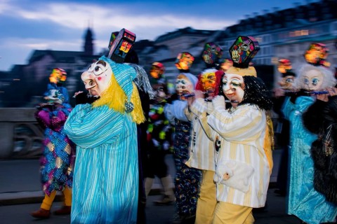 Dressed-up musicians at the Morgenstraich