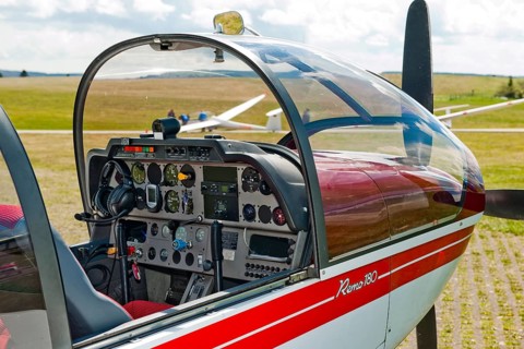 Cockpit instruments