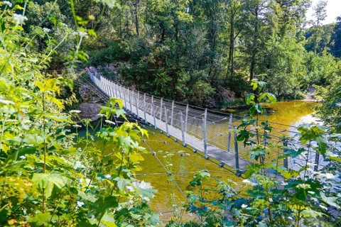 Haengebruecke im Fuerstlichen Park Inzigkofen