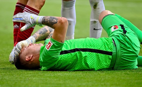 Torwart Rafal Gikiewicz FC Augsburg FCA
