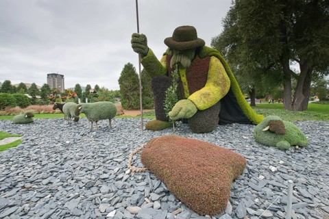 Pflanzenskulpturen im Jacques Cartier Park