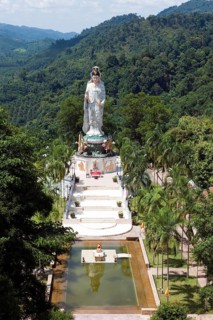 Guanyin statue