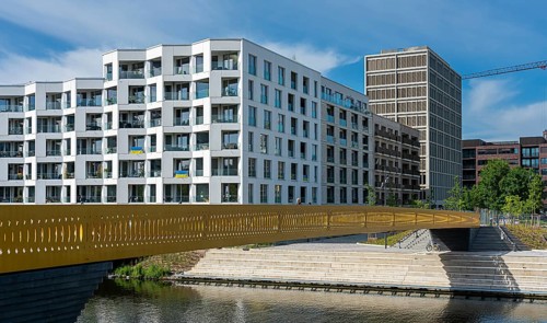Golda Meir Steg at the Landwehrkanal