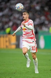 Andre Silva RasenBallsport Leipzig RBL on the ball