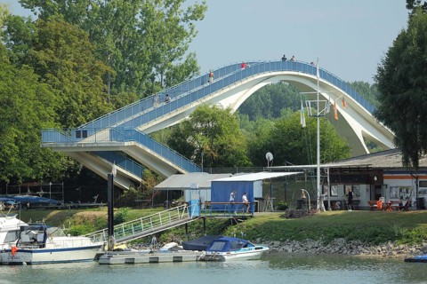 Dyckerhoff bridge at the harbour in Schierstein