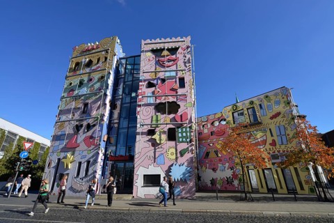 Happy Rizzi House