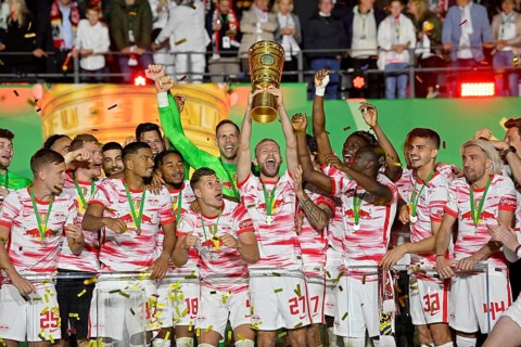 Cup presentation