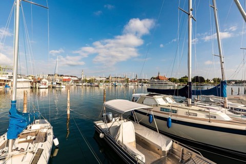 Boote im Yachthafen
