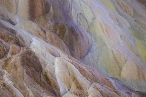 Shapes and colours of minerals in Hotspring
