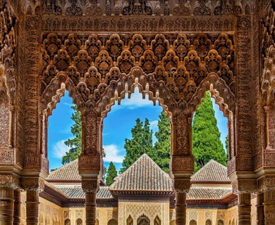 Lion Palace with Stalactite Hall