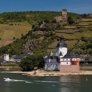 Gutenfels Castle and Pfalzgrafenstein Castle