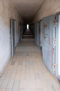 Cell block