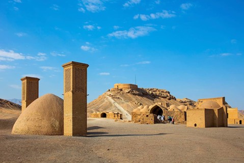 Towers of silence with air-cooled cistern