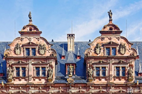 Dwarf gable on the Friedrichsbau in the castle courtyard
