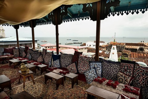 Dachterrasse vom Emerson Hurumzi Hotel