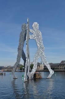 Molecule Man
