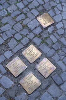 Stolpersteine in memory of Jews who fled to Belgium and survived